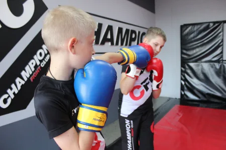 Боксерські рукавиці PowerPlay 3004 JR класичний синьо жовті 6 унцій