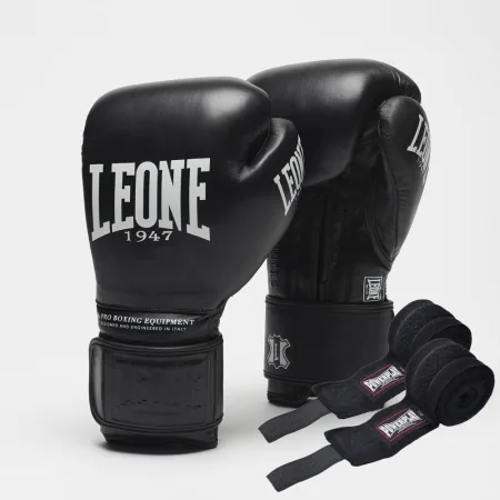 Боксерські рукавиці Leone GN111 THE GREATEST Black 10 унцій (бинти 4 м. в комплекті)
