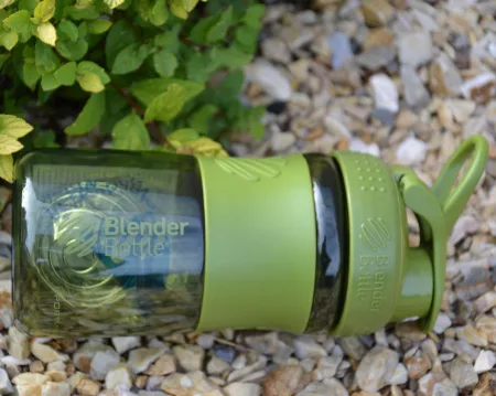 Шейкер спортивний пляшка BlenderBottle SportMixer Flip 590 мл мохово-зелений