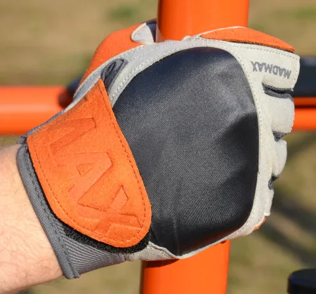 Рукавички для фітнесу MadMax MFG-850 Crazy Grey/Orange M