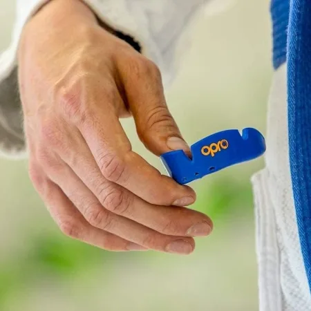 Капа OPRO Bronze доросла (вік 11+) Blue (art.102500002)